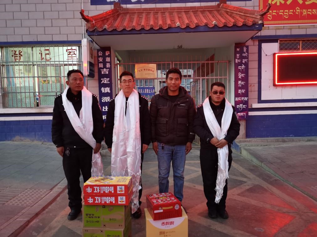 點贊！西藏圣凈環(huán)保服務(wù)有限公司送去的這份愛心